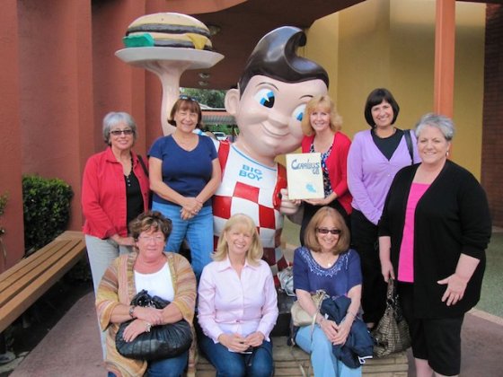 BHS Girls had a mini-reunion at Bob's Big Boy in October 2010 (Back row: L-R Stephanie Llewellyn, BHS Girls had a mini-reunion at Bob's Big Boy in October 2010 (Back row: L-R Stephanie Llewellyn,