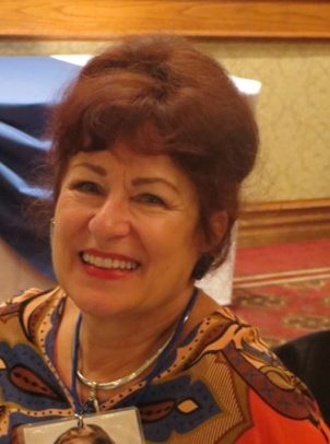 I recognized Betty Jo Toth right away!